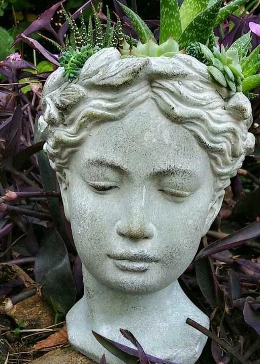 Aphrodite Lady Head Planter 1 Aphrodite Lady Head Planter