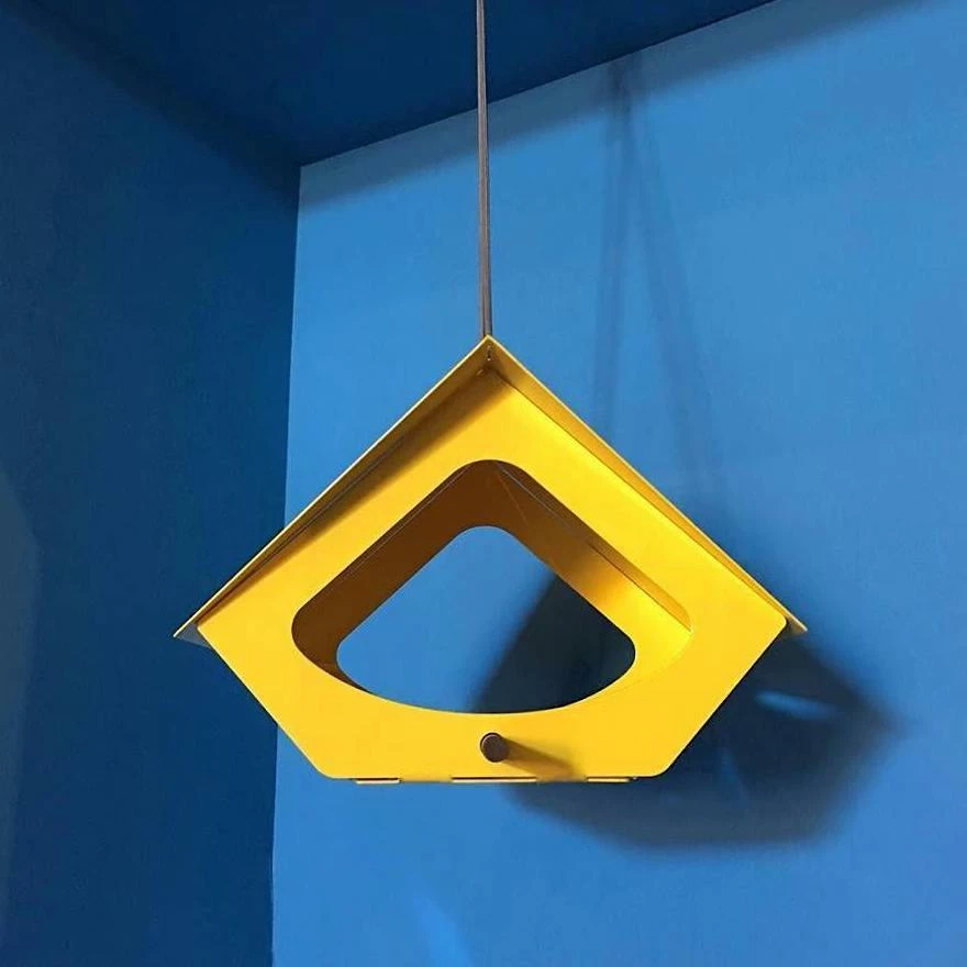 Beekman Fly-Thru Bird Feeder 3 Beekman Fly-Thru Bird Feeder - Image 3