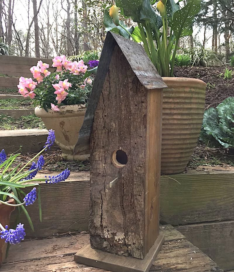 Rustic Log Front Birdhouses- 2 Sizes 9 Rustic Log Front Birdhouses- 2 Sizes - Image 9