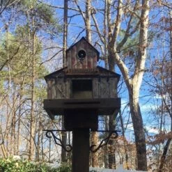 Farmhouse Barn Birdhouse- 3 Nest 3 Farmhouse Barn Birdhouse- 3 Nest -US Poultry Sales Store farmhouse barn birdhouse on 4x4 post