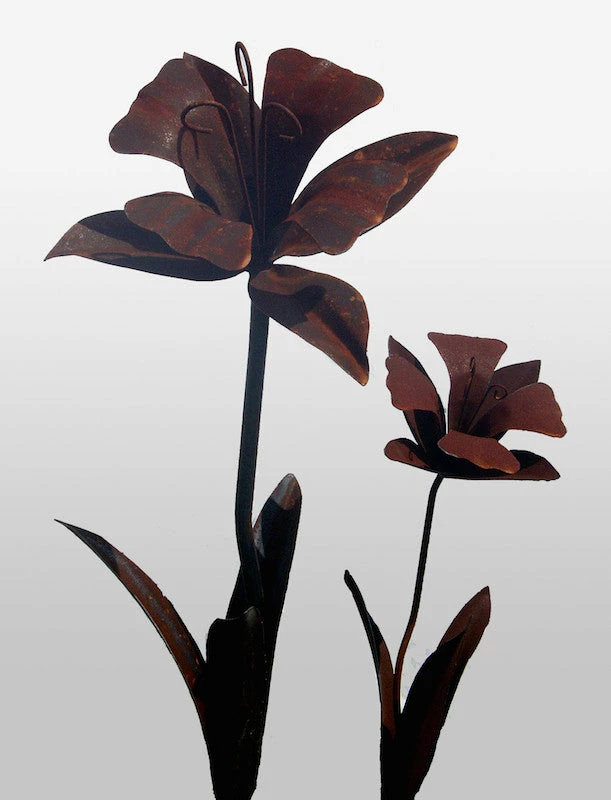 Huge Hand Forged Daffodils 1 Huge Hand Forged Daffodils